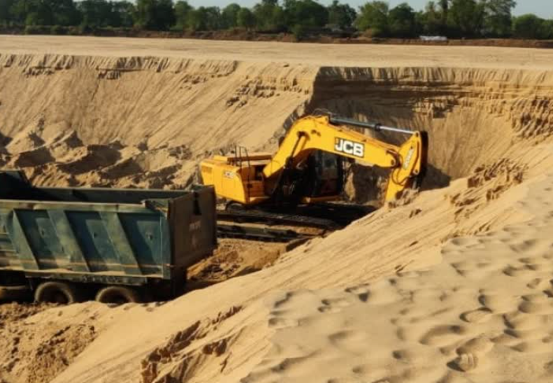 अवैध बजरी खनन पर सुप्रीम कोर्ट में आज फिर होगी सुनवाई — प्रदेश अध्यक्ष नवीन शर्मा की रिट पर केंद्र और राज्य सरकार से मांगा गया जवाब