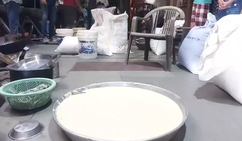 टोंक में मिठाई माफिया का भंडाफोड़: मिलावटी मावा और मिठाई के साथ 50 किलो नकली मिल्क पाउडर जब्त