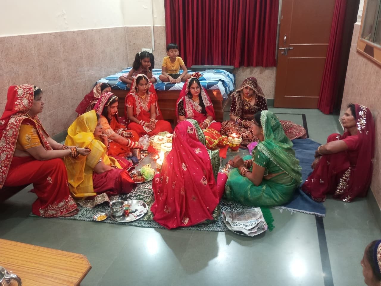 मांगरोल में करवा चौथ 2025: सुहागिन महिलाओं ने पति की लंबी आयु की कामना के साथ रखा व्रत