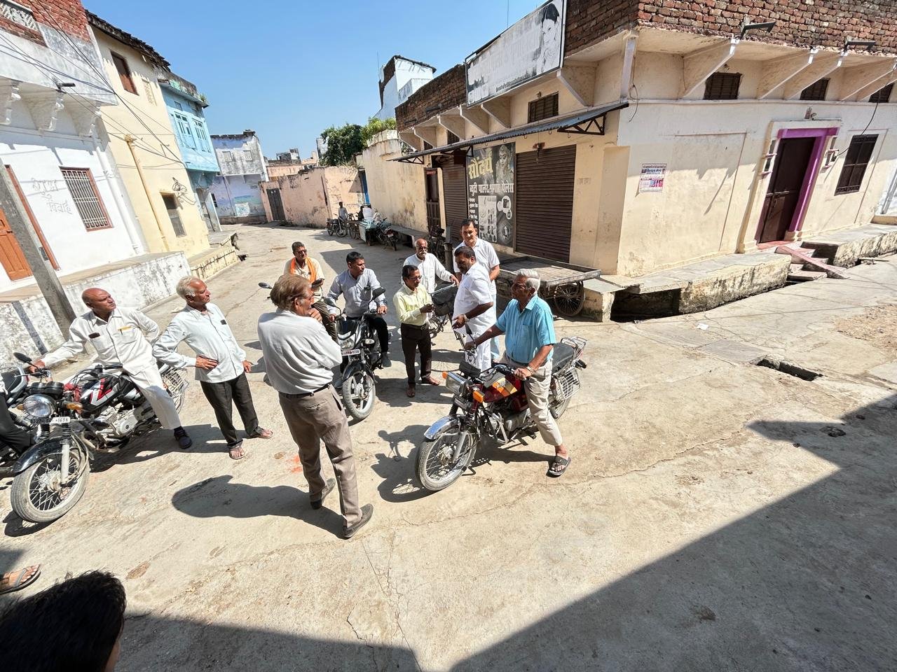 कानोड़ में विधायक उदयलाल डांगी ने वार्ड का किया निरीक्षण, सड़क निर्माण का दिया आश्वासन