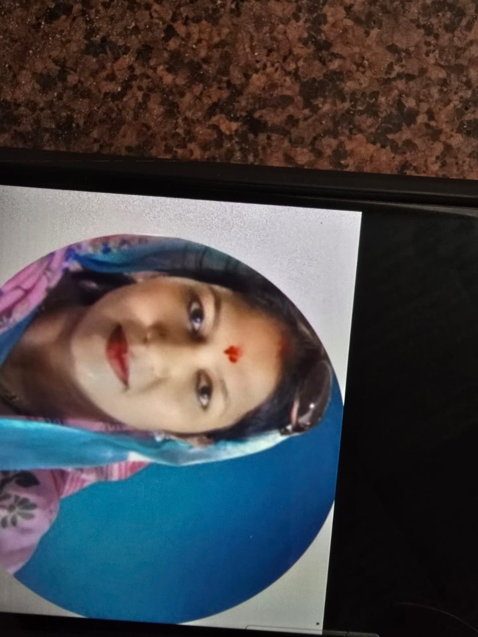 ऑनलाइन बिजनेस में धमकी से परेशान विवाहिता की आत्महत्या