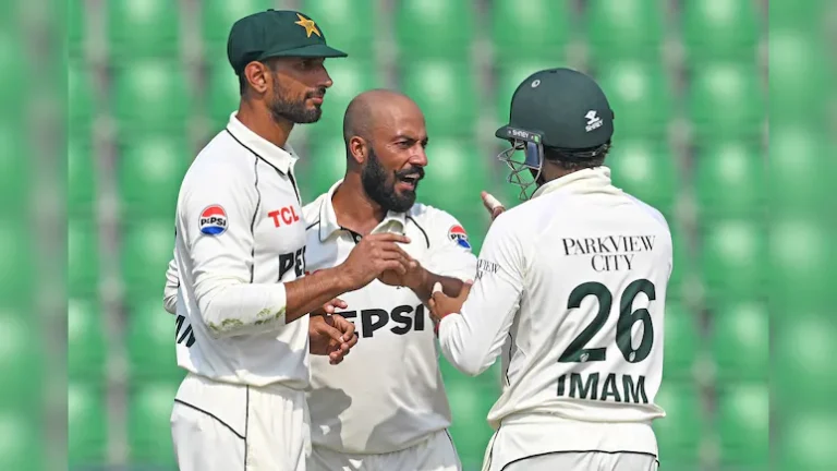 hbuv5v2 pakistan beat south africa afp 625x300 15 October 25