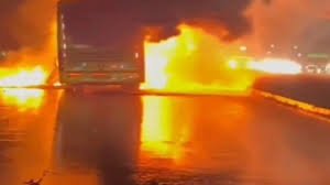 Hyderabad Bengaluru Bus Fire: भीषण हादसे में 12 की मौत, जानें कैसे लगी वोल्वो बस में आग