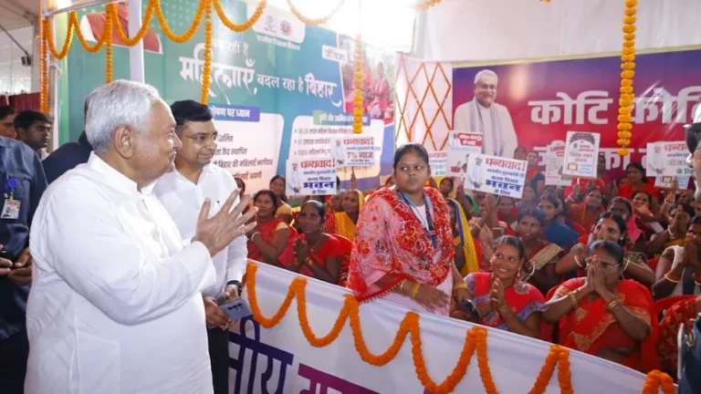 6916dd8d45fbc nitish with women supporters 144303122 16x9 1