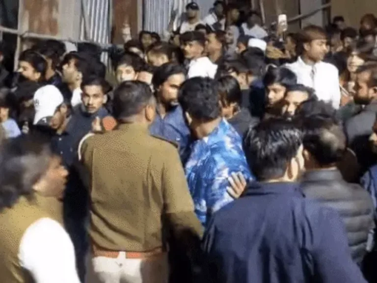 cover 1764297442 ezgif.com resize