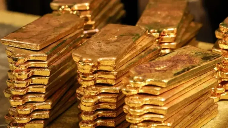 gold 1758613143276 1758613143548 1