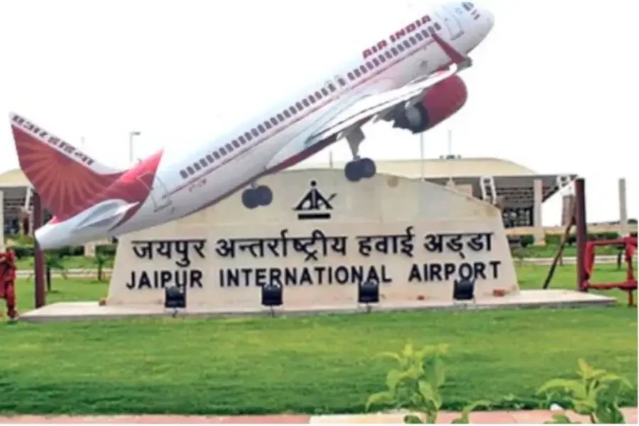 जयपुर एयरपोर्ट पर बड़ा हादसा टला: गलत टैक्सी-वे पर पहुंची फ्लाइट, ATC और एप्रन कंट्रोल पर उठे सवाल