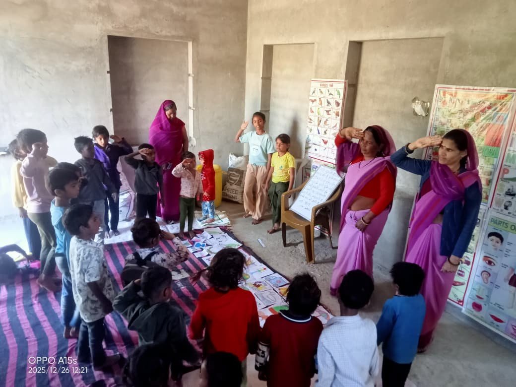 veer bal diwas celebration: टोरडी आंगनवाड़ी केंद्र पर नन्हे-मुन्नों संग वीर बाल दिवस हर्षोल्लास से मनाया गया