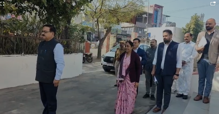 tonk revenue board visit: टोंक पहुंचे राजस्व मंडल अध्यक्ष हेमंत गेरा, जिला कलेक्ट्रेट में गार्ड ऑफ ऑनर, निरीक्षण करेंगे कार्यालय परिसर