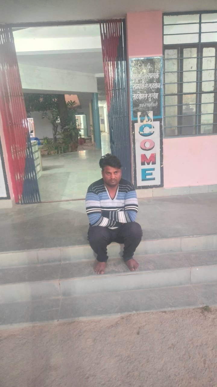 Criminal Arrest Rajasthan 2025: बूंदी में सालभर से फरार आरोपी राजीव उर्फ राजू गिरफ्तार, मारपीट और धमकी मामले में बड़ी कार्रवाई