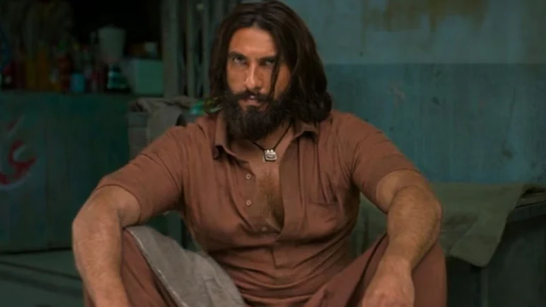 Dhurandhar Box Office Collection Day 5:   रिकॉर्ड टूटे—5 दिन में आग की तरह बढ़ी कमाई, सलमान–अक्षय की फिल्मों को पीछे छोड़ा