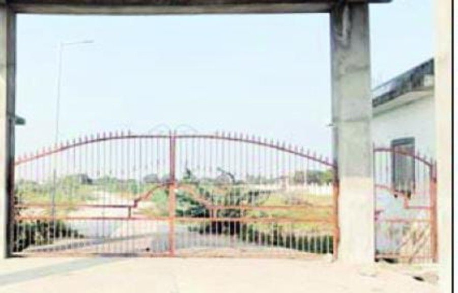 Mangrol Stadium Locked: महीनों से बंद खेल स्टेडियम, खिलाड़ियों में रोष, आंदोलन की चेतावनी