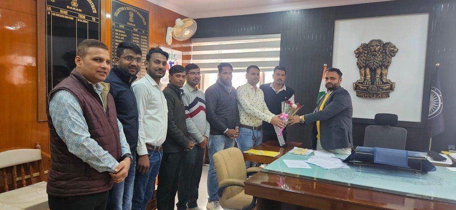 बारां पटवार संघ भेंट: नवनिर्वाचित कार्यकारिणी ने जिला कलेक्टर से की शिष्टाचार मुलाकात, समन्वय और कर्मचारी हितों पर चर्चा