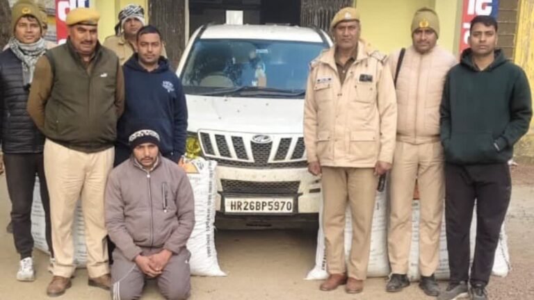 ग्रामीण पुलिस एक्शन