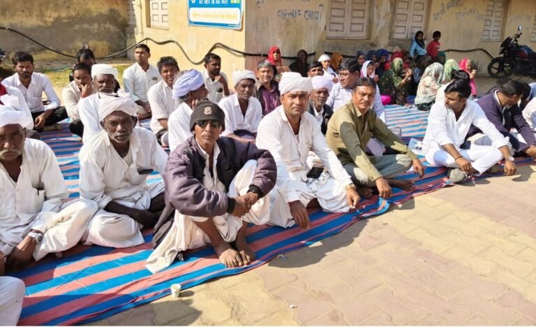 ऋणी गांव सड़क समस्या