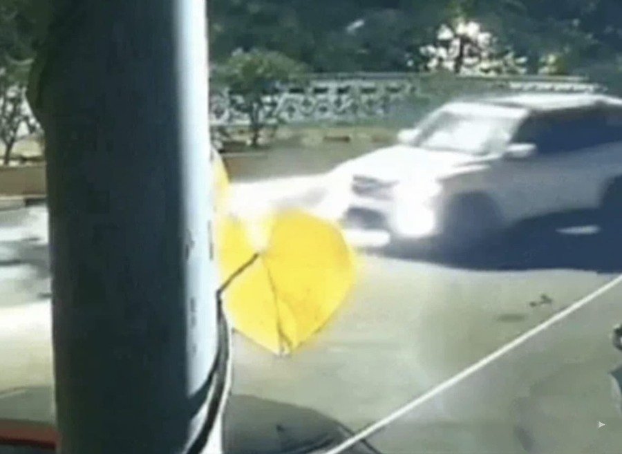 Scorpio Bike Accident: जोधपुर में तेज रफ्तार स्कॉर्पियो ने बाइक सवार को मारी टक्कर, CCTV में कैद हुआ भयावह दृश्य