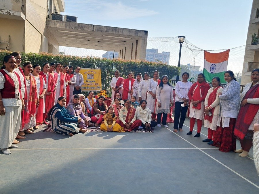 भारतीय योग संस्थान बसंत उत्सव: 59वां बसंत उत्सव व गणतंत्र दिवस टेरा एलिगेंस में भव्य आयोजन, योग-संस्कृति और देशभक्ति का संगम