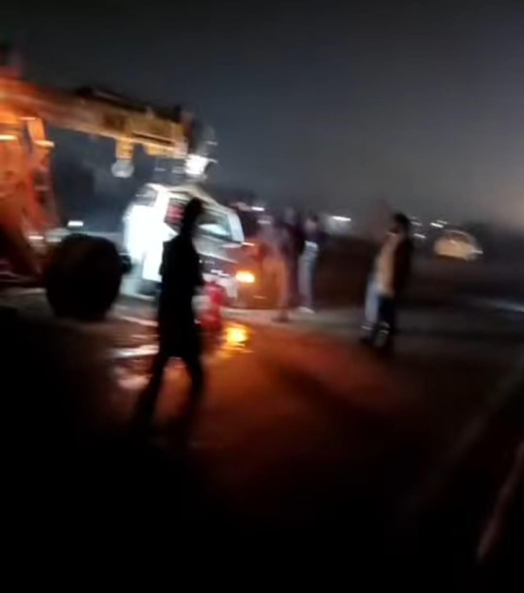 rkpuran highway accident: कोटा में फोरलेन पर तेज रफ्तार स्कॉर्पियो सेफ्टी रेलिंग से टकराई, बड़ा हादसा टला
