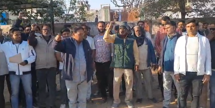 मकराना की मार्बल खदानों में अवैध खनन के आरोप, जांच नहीं हुई तो 10 दिन बाद भूख हड़ताल की चेतावनी